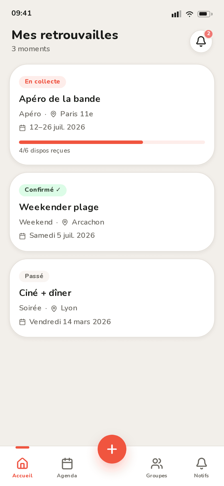 Écran de liste des moments REUNii — 3 retrouvailles avec statuts En collecte, Confirmé et Passé